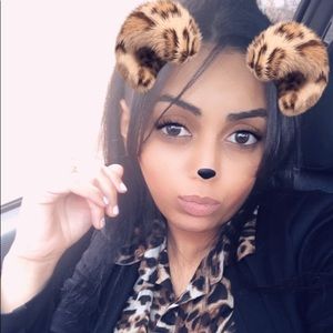 Meet your Posher, Alexus